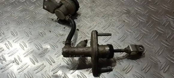 Honda Civic Clutch master cylinder
