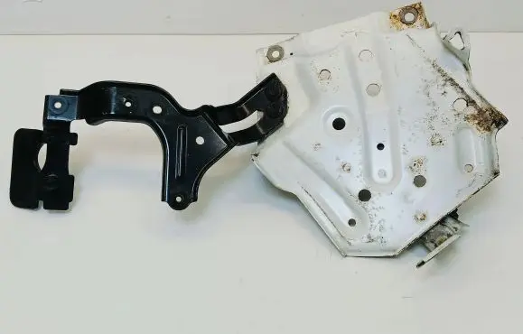 Honda Civic IX Battery box tray 