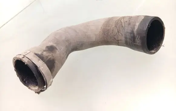 Volkswagen Golf VI Intercooler hose/pipe 1K0145834AT