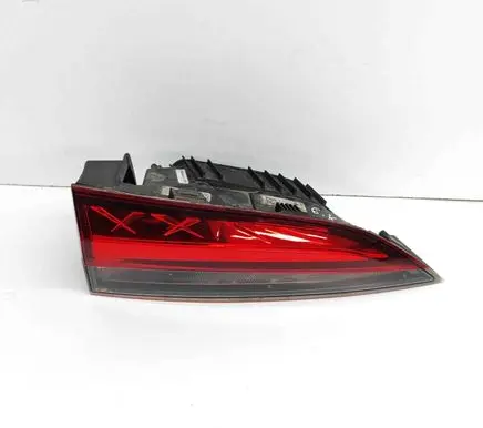 Skoda Scala Tailgate rear/tail lights 657945093