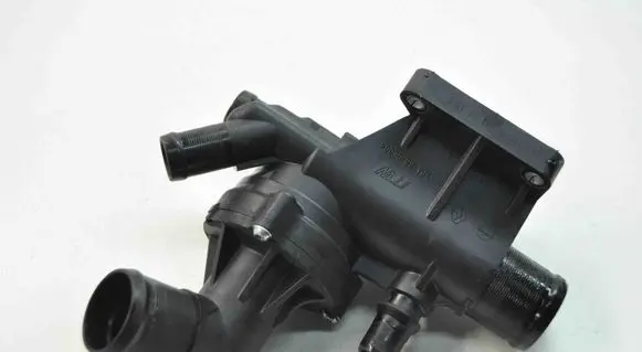 Nissan X-Trail T32 Thermostat 110614599R