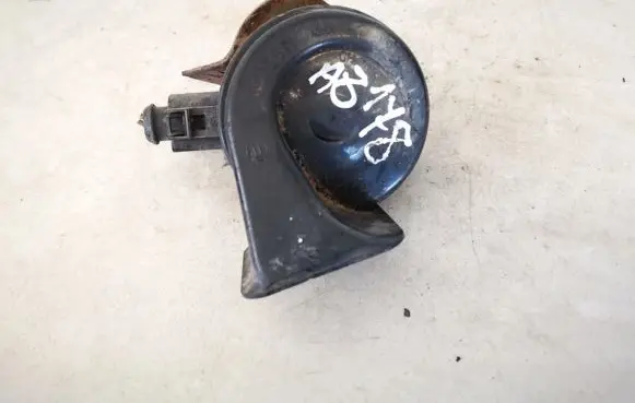 Skoda Octavia Mk2 (1Z) Horn signal e9011157