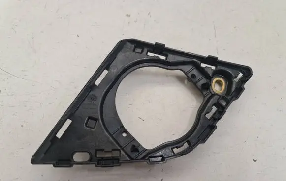 Audi Q7 4M Side speaker frame 4M0035428