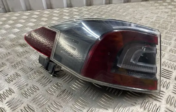 Tesla Model S Rear/tail lights 600591800F 133068209875
