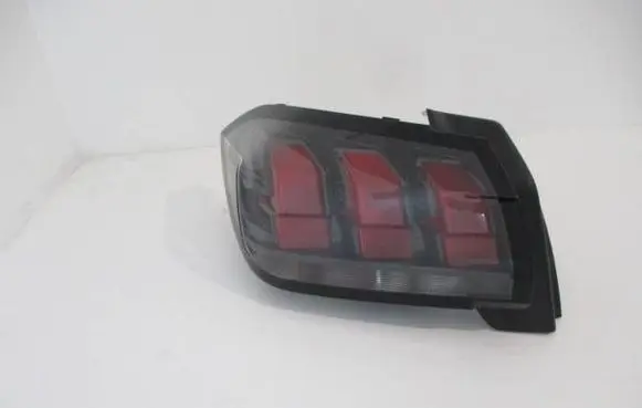 Peugeot 208 II Rear/tail lights 9823216780