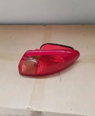 Alfa Romeo 147 Rear/tail lights 46556347