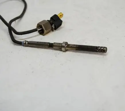 Mercedes-Benz C W204 Oil temperature sensor A0771536728