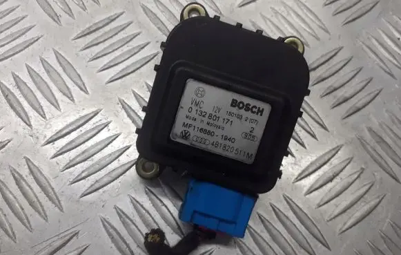 Audi A6 S6 C5 4B A/C air flow flap actuator/motor 4B1820511M