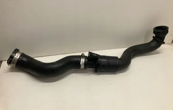 Ford Kuga III Intercooler hose/pipe 9P437