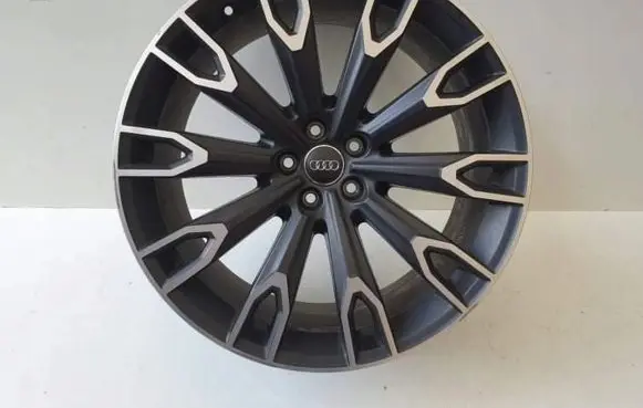 Audi SQ7 R21 alloy rim 4M0601025CB