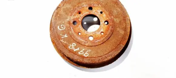 Opel Corsa D Drum brake (rear) 55701380