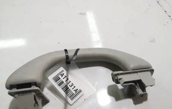 Volkswagen Golf V Front interior roof grab handle 