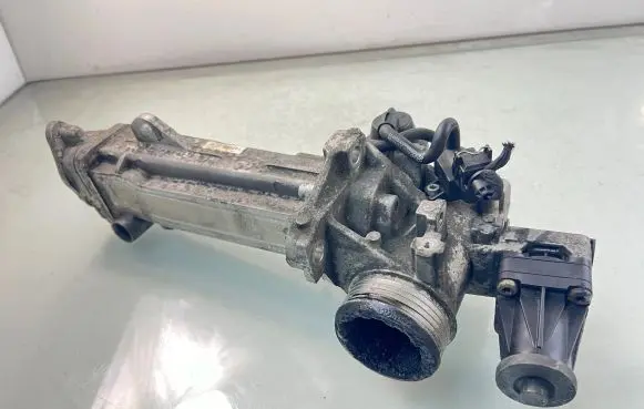 Volvo S60 EGR valve cooler 30757742 70304900 1104200231