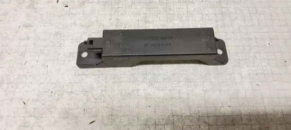 Jeep Grand Cherokee Keyless system antenna 05026444AA 33380101