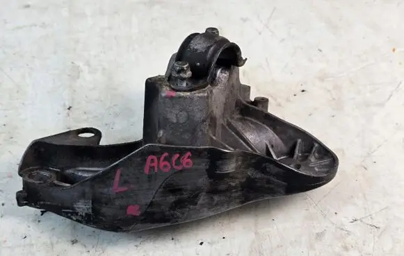 Audi A6 S6 C6 4F Engine mount bracket 4F0199351S