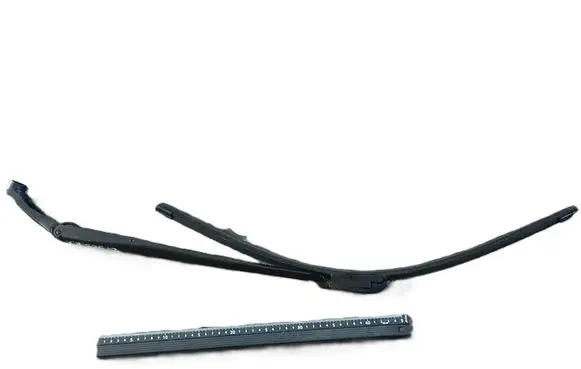 Toyota Prius (XW30) Windshield/front glass wiper blade 8522147100 8522275010