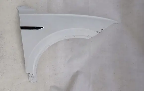 Volkswagen Touareg III Fender