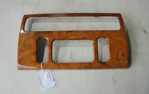 Jaguar XK8 - XKR Dashboard center trim panel 