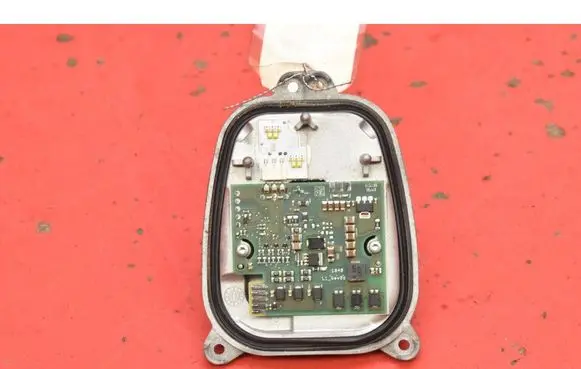 Opel Insignia A Voltage converter/converter module 10500020030