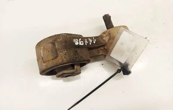 Honda FR-V Engine mount bracket 