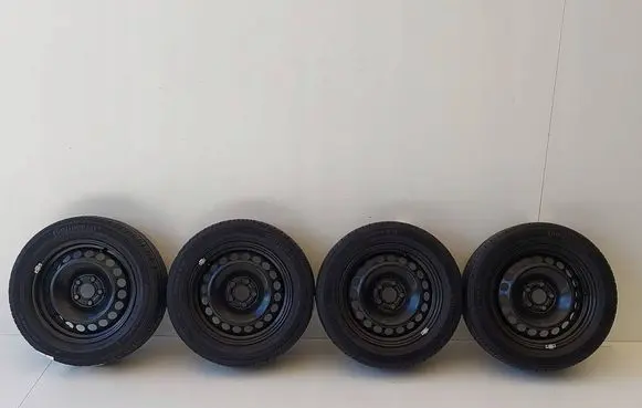 Audi A1 R15 steel rim 8X0601027E