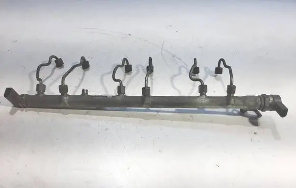 Fuel main line pipe