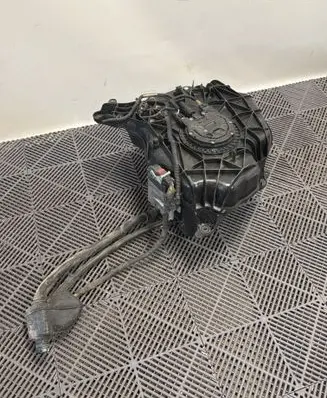 Audi A6 S6 C8 4K AdBlue liquid reservoir 4K0131878