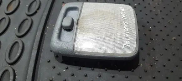 Nissan Sunny Front seat light