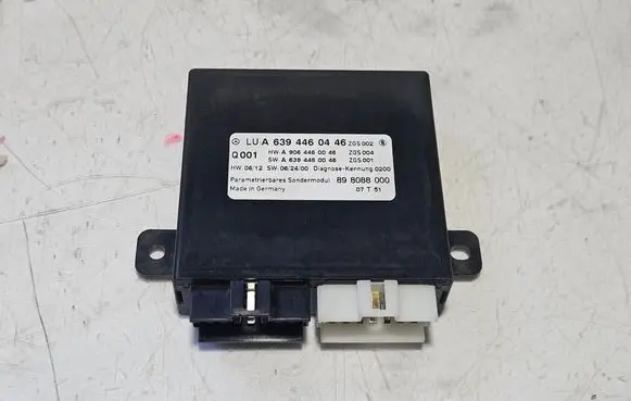 Mercedes-Benz Vito Viano W639 Other control units/modules A6394460446 A9064460046