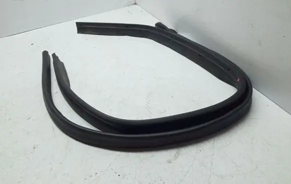 Honda HR-V Front door rubber seal HENCAR10136466451