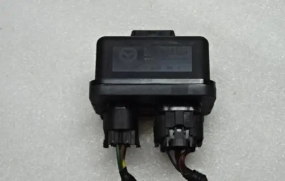 Mazda 5 Glow plug pre-heat relay SH01-18650
