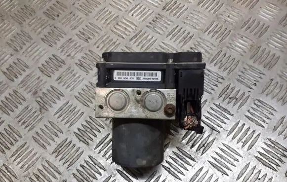 Renault Megane II ABS Pump 8200038702