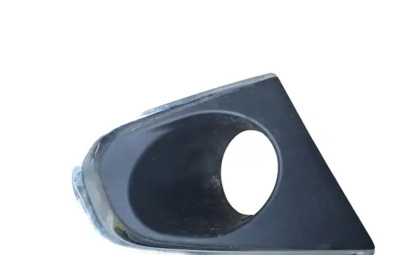 Chevrolet Trax Front fog light trim/grill 95015922