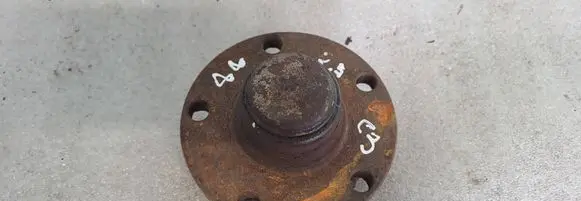 Audi 100 200 5000 C3 Rear wheel hub