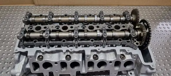 BMW 5 F10 F11 Engine head 7810463 7797511 7810465