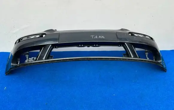 Volkswagen Golf Plus Front bumper 5M0807221