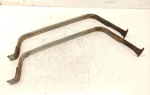 Opel Insignia A Fuel tank mounting bracket 13238488