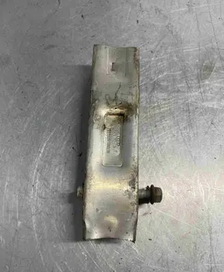 Audi A6 S6 C6 4F Front bumper mounting bracket 4F0807134