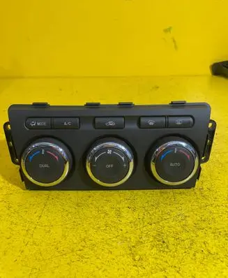 Mazda 6 Tailgate/trunk/boot open switch 