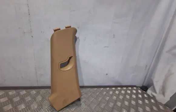 Porsche Cayenne (92A) (C) pillar trim 7P5867241