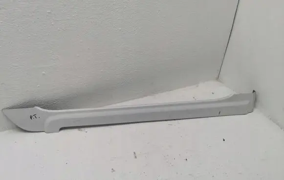 Hyundai Lantra II Sliding door trim (molding) 839254H300