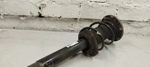 BMW 4 F36 Gran coupe Front shock absorber/damper 6856698