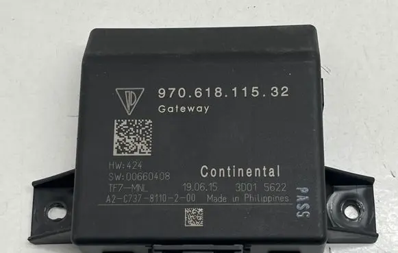 Porsche Panamera (970) Gateway control module 97061811532 3D015622 00660408