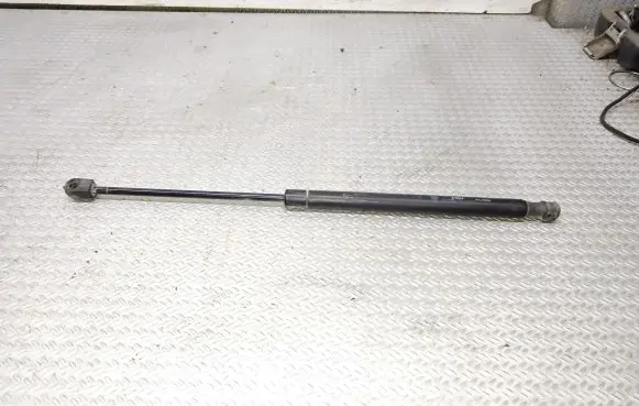 Opel Corsa C Tailgate/trunk strut/damper 