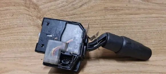 Mazda 3 I Indicator stalk 17D682
