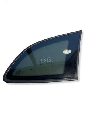 Hyundai Santa Fe Rear side window 878202B000
