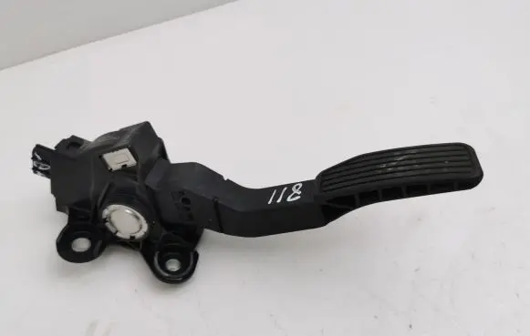 Honda HR-V Accelerator throttle pedal 16096A1 14905657737