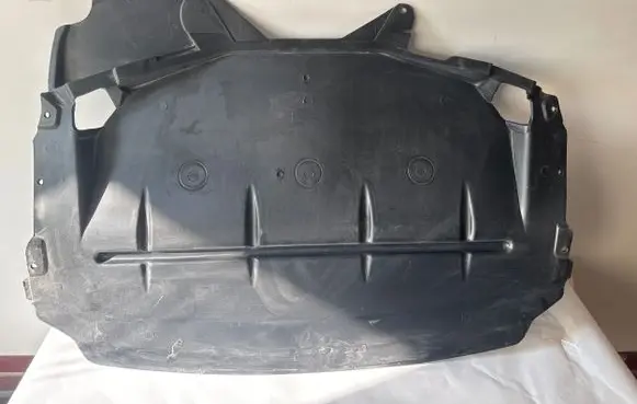 BMW 5 E39 Engine splash shield/under tray 8159980