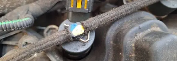 Opel Zafira B Fuel injector 0445110165