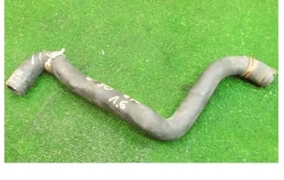 Volvo C30 Engine coolant pipe/hose